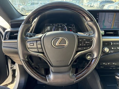 Used 2021 Lexus ES 250 w/ Premium Package image 18