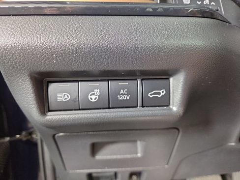 Used 2025 Toyota Grand Highlander AWD Hybrid image 30