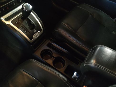 Used 2015 Jeep Compass High Altitude AWD/4WD image 26