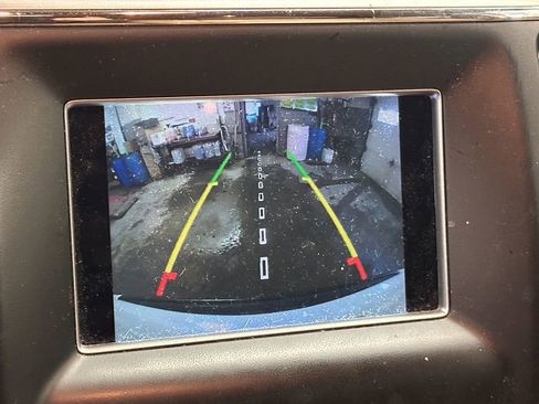 Used 2018 Jeep Grand Cherokee Laredo image 14