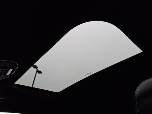 Used 2023 Jeep Grand Cherokee L Laredo image 16