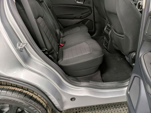 Used 2022 Ford Edge SE w/ Black Appearance Package AWD/4WD image 27