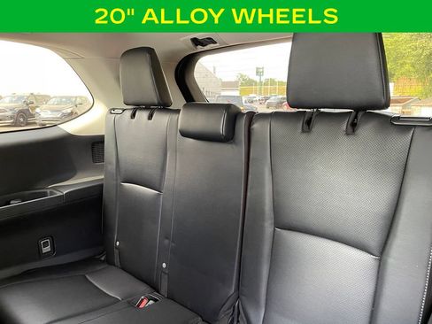 Used 2024 Toyota Grand Highlander AWD image 9