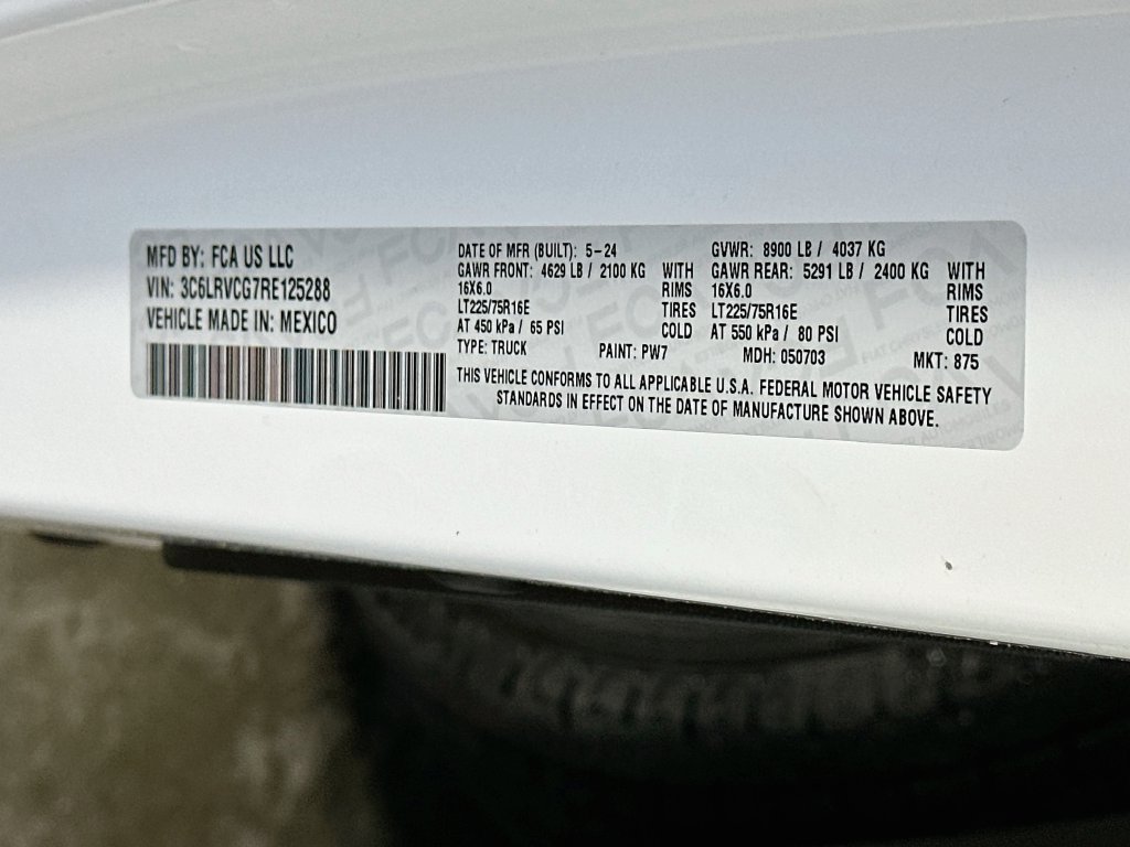 Used 2024 RAM ProMaster 2500 w/ Convenience Group FWD image 33
