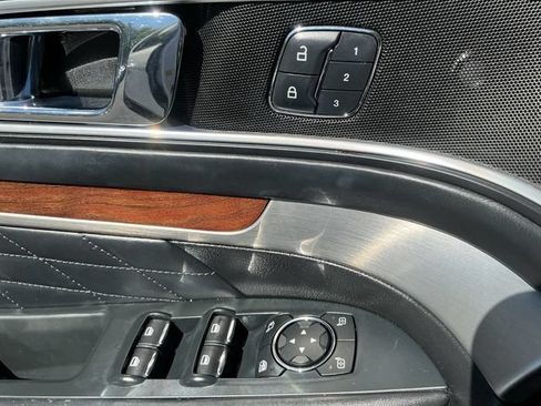 Used 2016 Ford Explorer Platinum AWD/4WD image 12