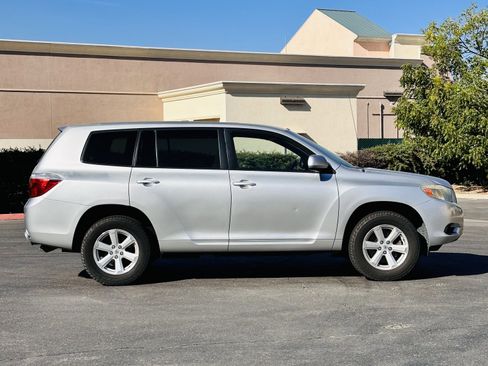 Used 2008 Toyota Highlander 4WD image 4