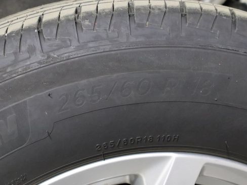Used 2023 Jeep Grand Cherokee L Limited AWD/4WD image 42