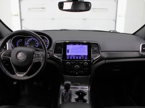 Used 2019 Jeep Grand Cherokee Altitude AWD/4WD image 50
