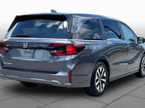 Certified 2025 Honda Odyssey EX-L image 12