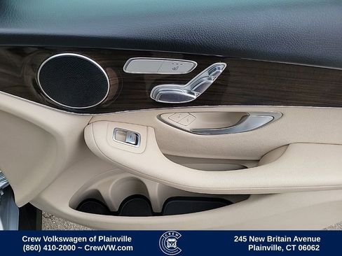 Used 2021 Mercedes-Benz GLC 300 4MATIC image 45