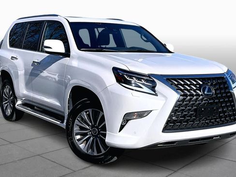 Used 2020 Lexus GX 460 Luxury w/ Off Road Package image 3