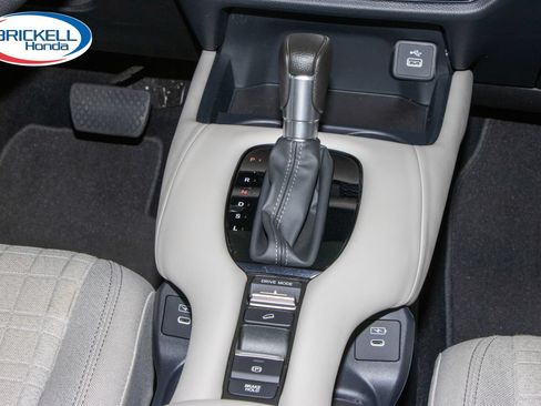 Certified 2024 Honda HR-V LX image 24