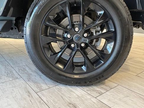 Used 2024 Jeep Wrangler Unlimited Sahara AWD/4WD image 10