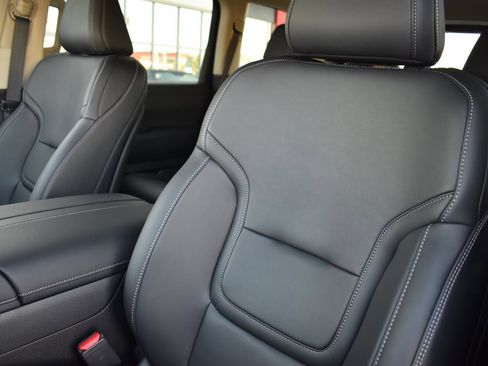 New 2026 Nissan Armada SV image 23