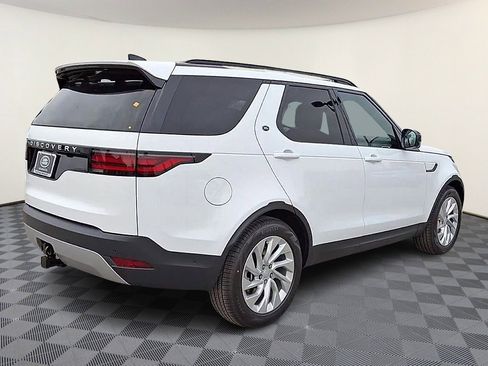 Certified 2025 Land Rover Discovery S AWD/4WD image 8
