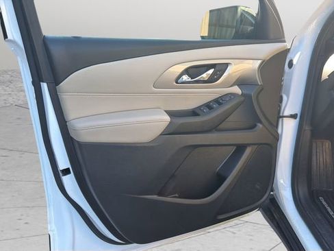 Certified 2022 Chevrolet Traverse LS image 36