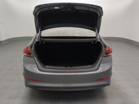 Used 2018 Hyundai Elantra SEL FWD image 29