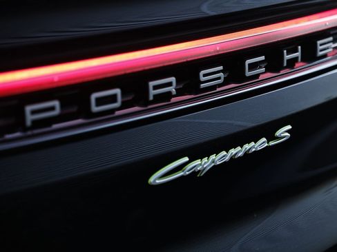 New 2026 Porsche Cayenne S image 16