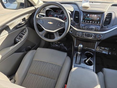 Used 2018 Chevrolet Impala LS image 18