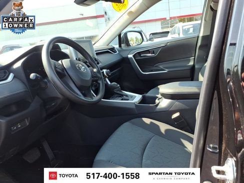 Used 2025 Toyota RAV4 XLE AWD/4WD image 13