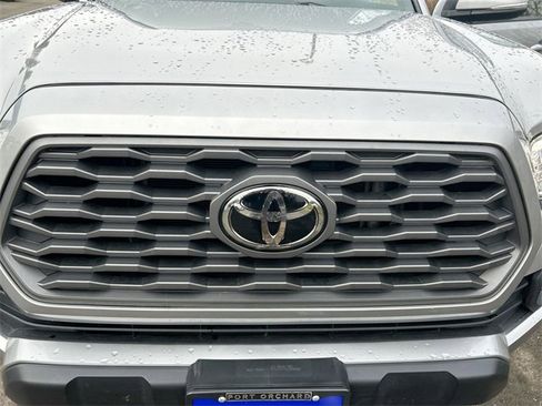 Used 2020 Toyota Tacoma TRD Off-Road image 27