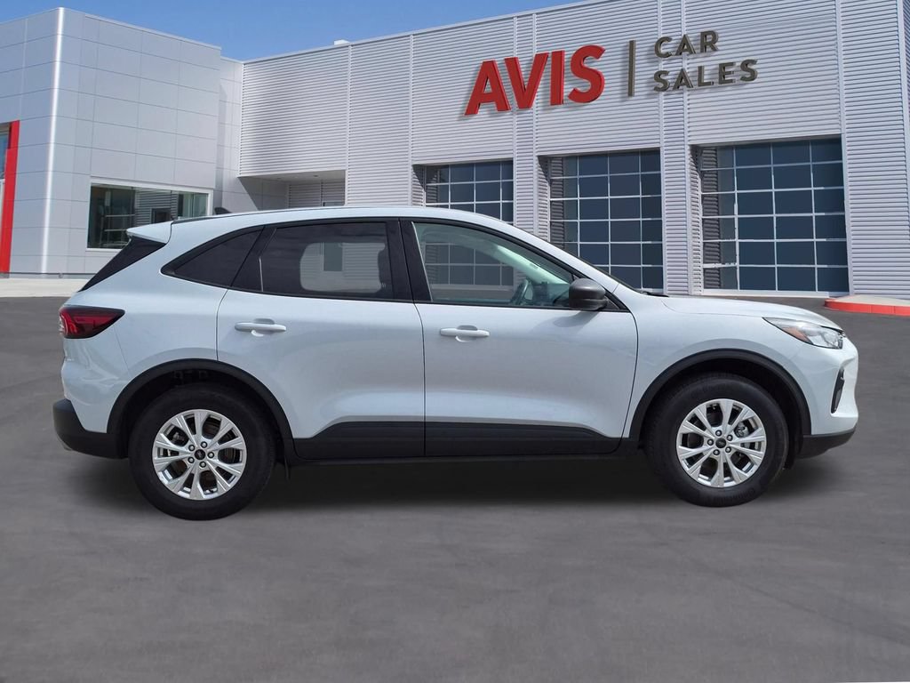 Used 2025 Ford Escape Active AWD/4WD image 5
