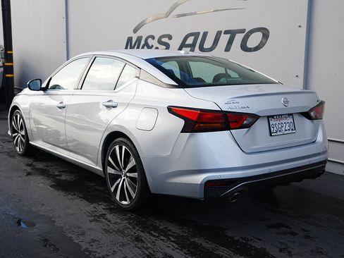 Used 2022 Nissan Altima 2.5 SR image 6