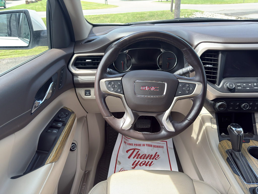 Used 2019 GMC Acadia Denali w/ Technology Package AWD/4WD image 10