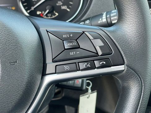 Used 2018 Nissan Rogue Sport S w/ S Appearance Package AWD/4WD image 15