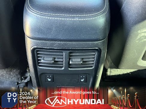 Used 2023 Chrysler 300 S w/ Comfort Group image 17