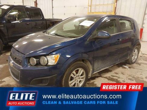 Used 2013 Chevrolet Sonic LT image 4