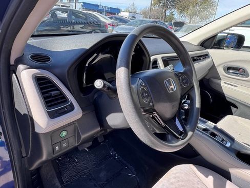 Used 2016 Honda HR-V EX image 16