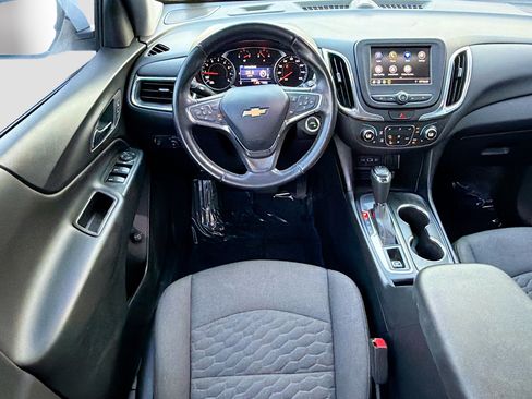 Used 2021 Chevrolet Equinox LT image 17