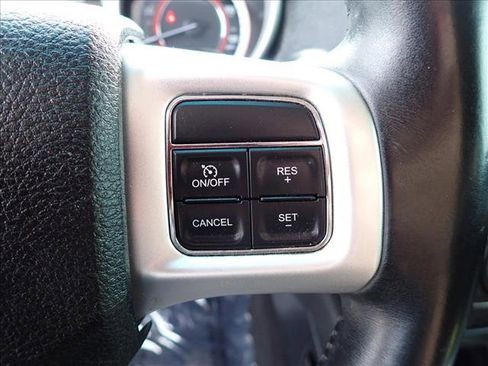 Used 2018 Dodge Journey SE w/ Popular Equipment Group FWD image 16