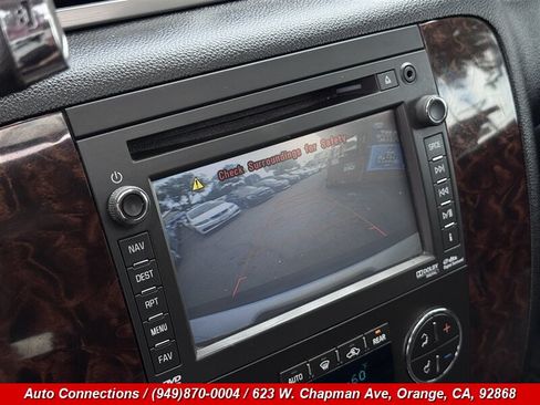 Used 2014 GMC Yukon XL Denali AWD/4WD image 18