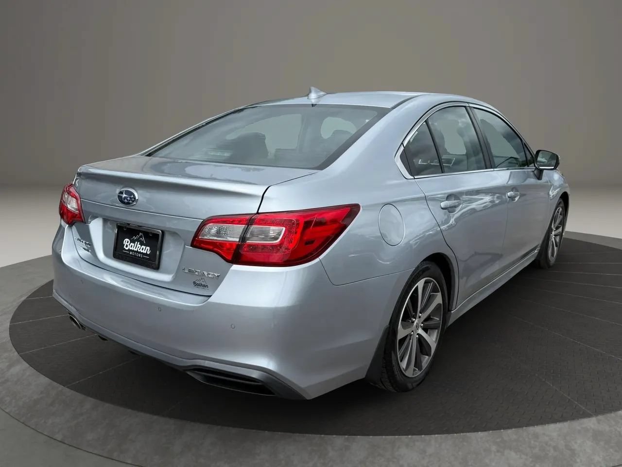 Used 2019 Subaru Legacy 2.5i Limited AWD/4WD image 4
