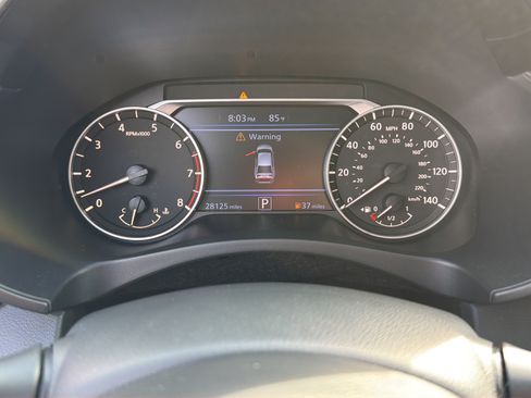Used 2019 Nissan Altima 2.5 SV FWD image 16