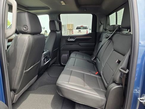 New 2026 GMC Sierra 1500 Denali w/ Denali Reserve Package AWD/4WD image 7