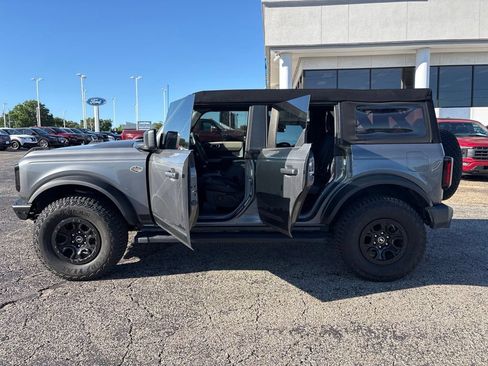 Used 2023 Ford Bronco Wildtrak AWD/4WD image 4