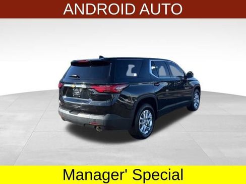 Used 2022 Chevrolet Traverse LS image 7