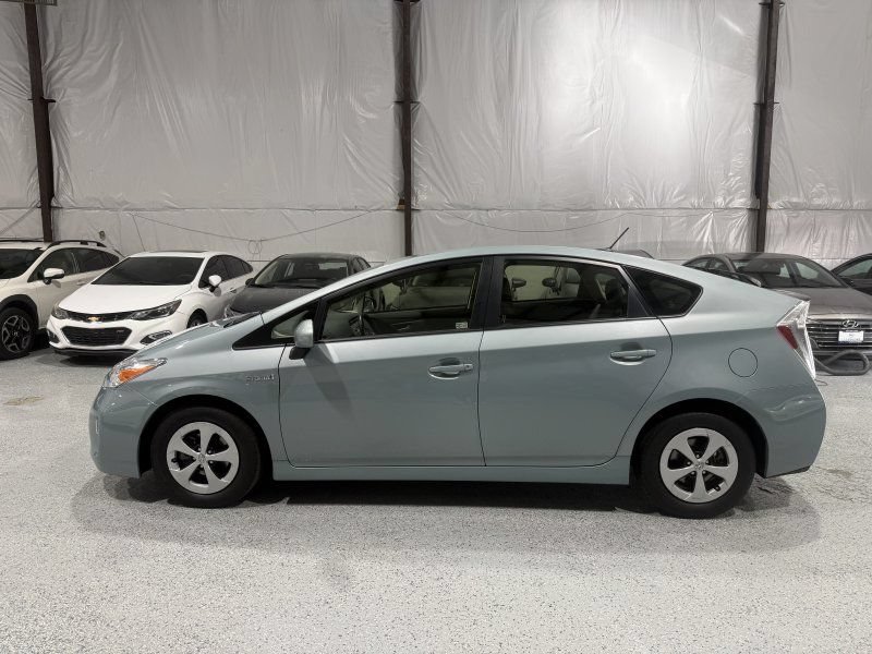 Used 2015 Toyota Prius Four FWD image 14