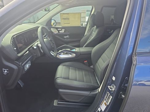 New 2026 Mercedes-Benz GLS 450 GLS 450 image 9