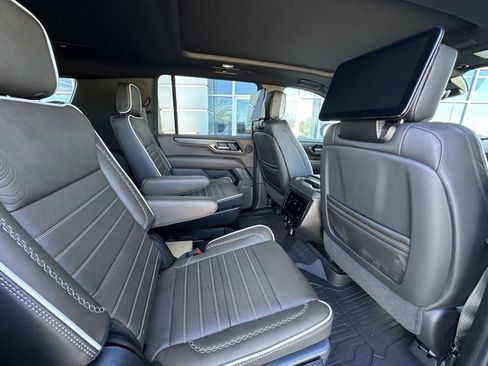 New 2026 GMC Yukon XL Denali Ultimate w/ LPO, Floor Liner Package image 29