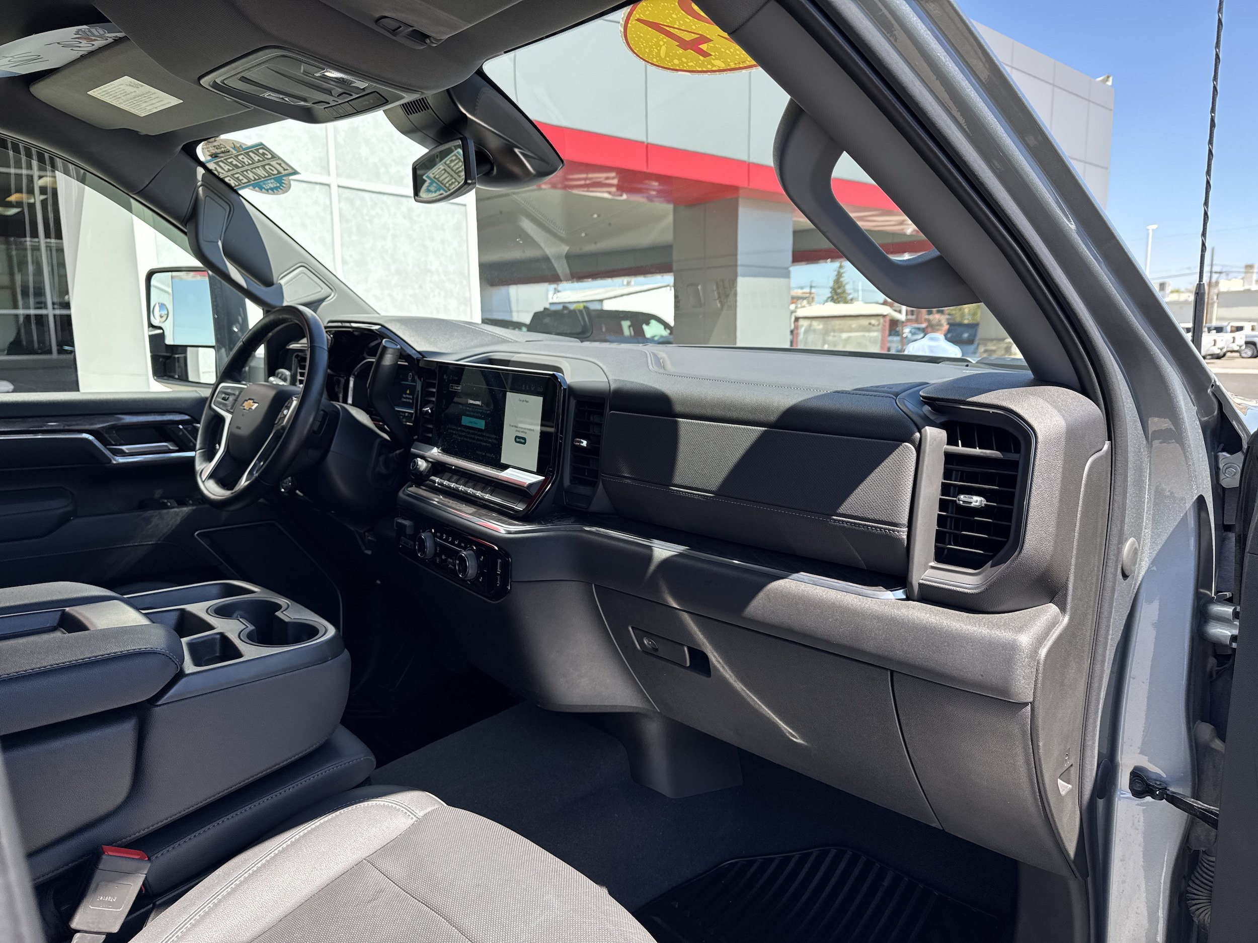 Used 2024 Chevrolet Silverado 2500 LTZ AWD/4WD image 15