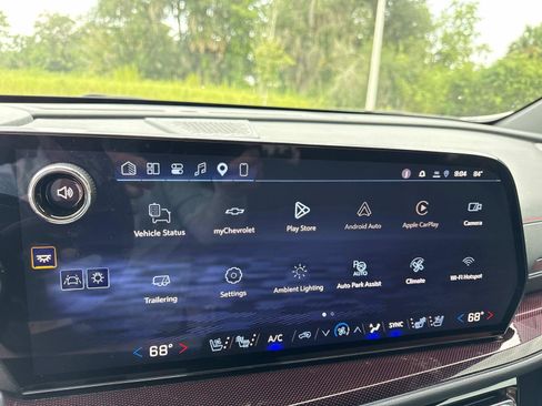 Used 2026 Chevrolet Traverse RS FWD image 25