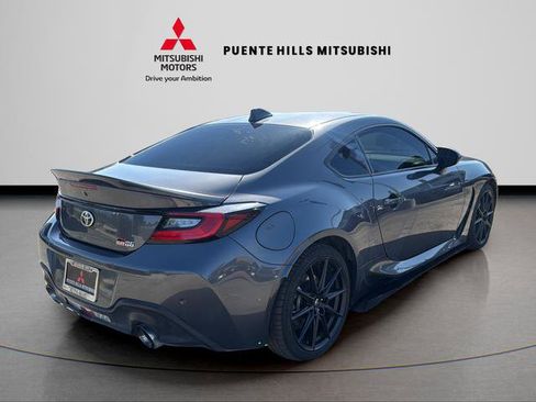 Used 2023 Toyota GR86 Premium RWD image 5