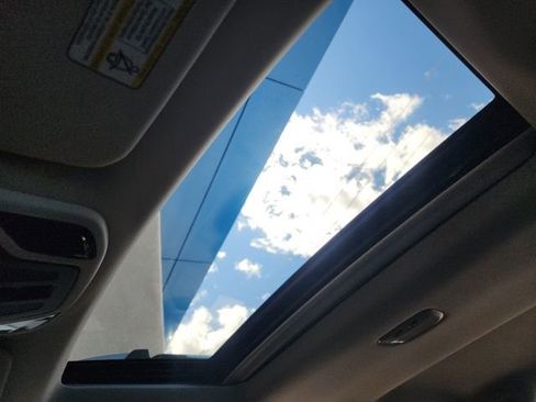 Used 2024 Subaru Outback Touring w/ Popular Package #2 image 43