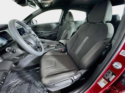 Certified 2026 Hyundai Elantra Sport FWD image 11