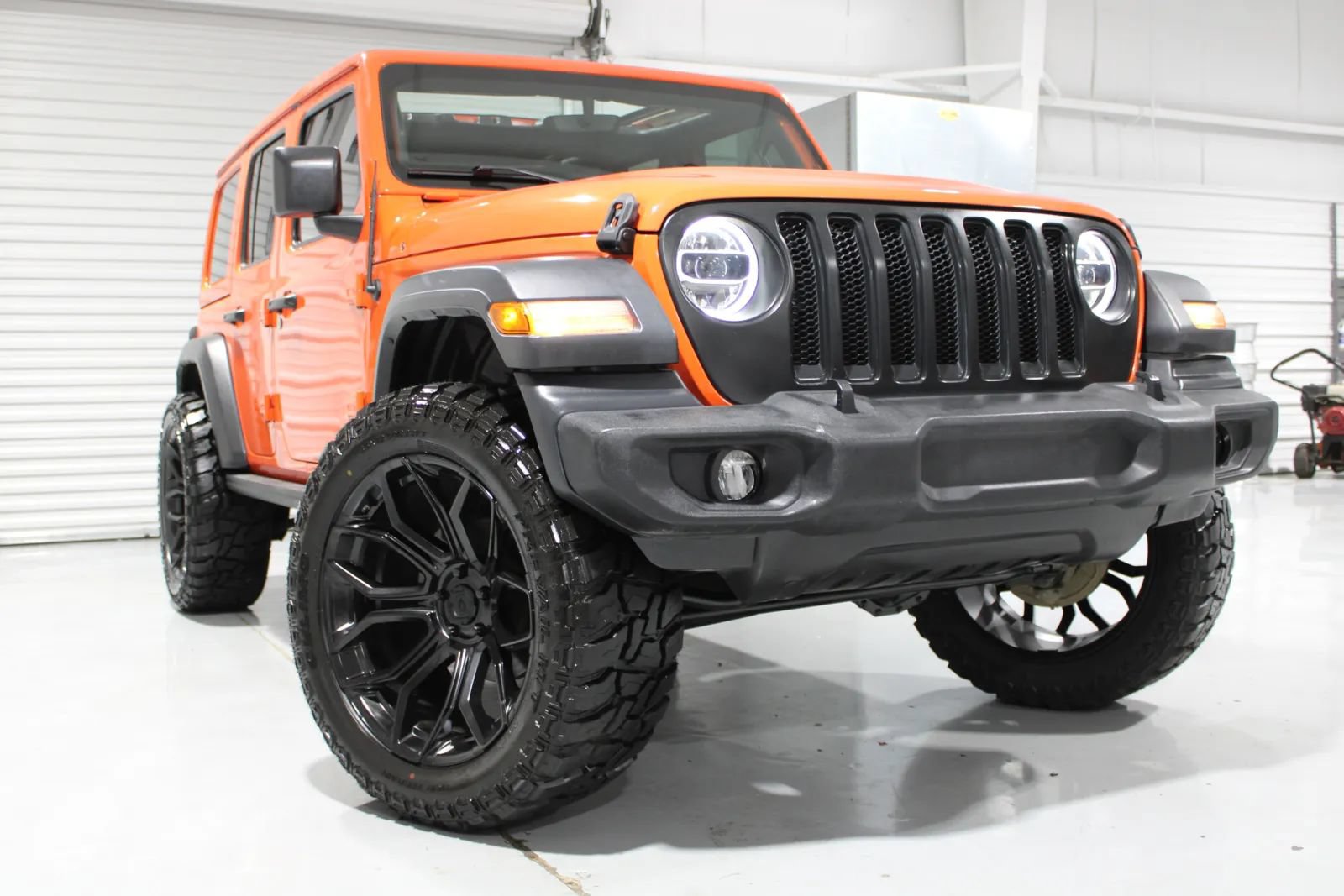Used 2020 Jeep Wrangler Unlimited Sport S w/ Sun And Sound Package AWD/4WD image 3