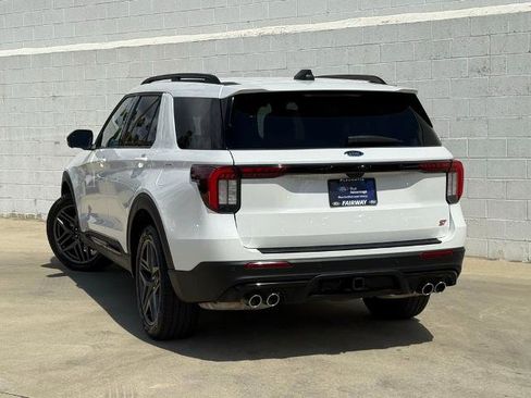 Certified 2025 Ford Explorer ST AWD/4WD image 5